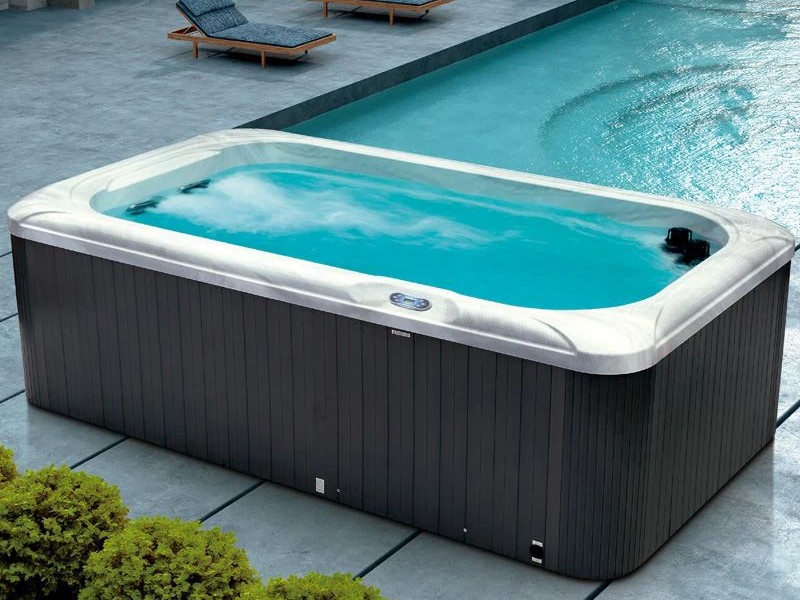 be-boi-x-line-endless-pool-spa